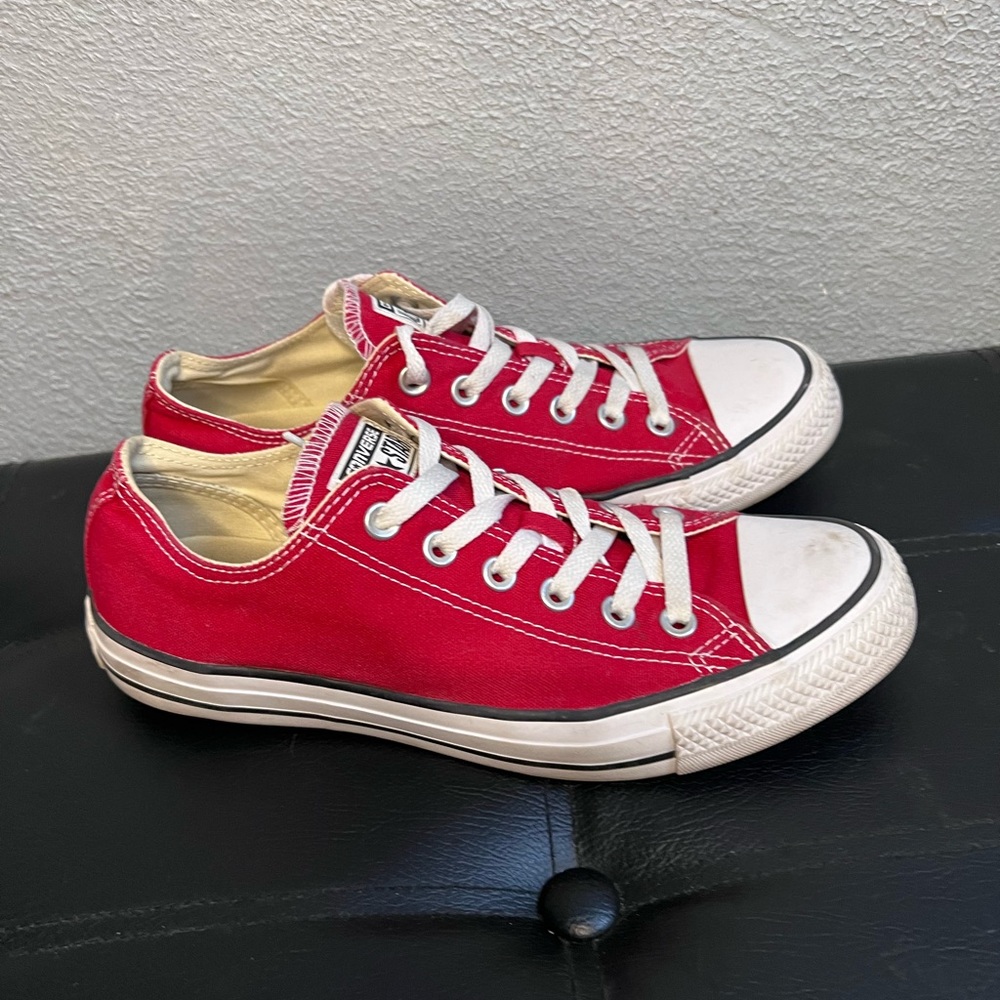 ❤️Red Converse🍎